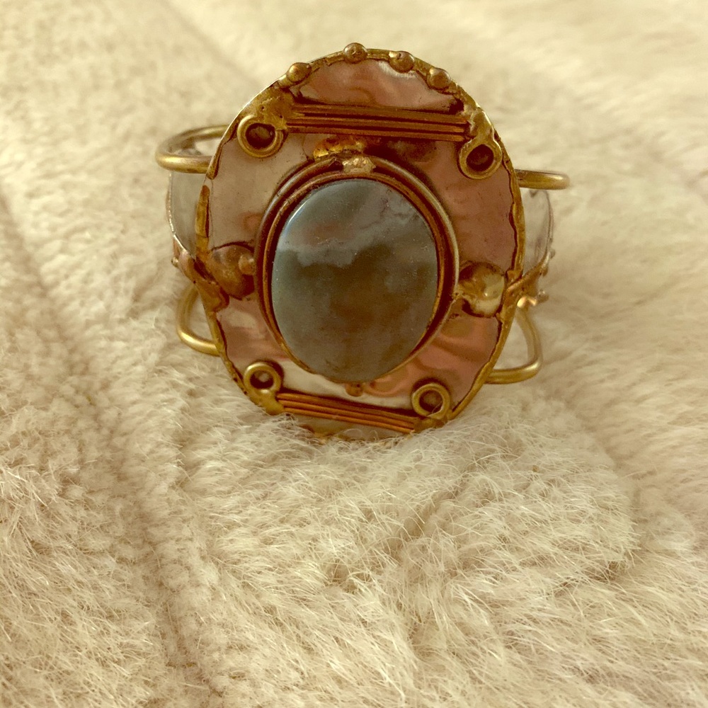 Urban Outfitters stone bracelet